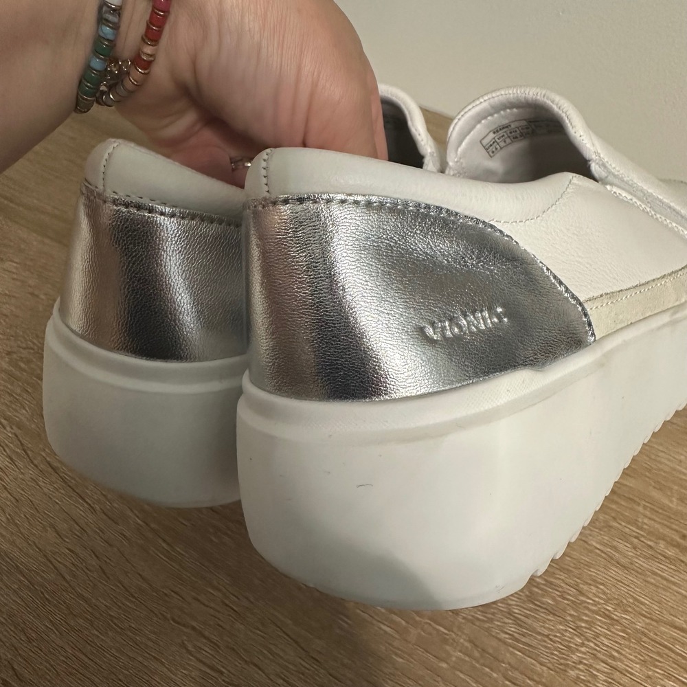 Vionic‎ Womens Kearny Slip On Sneaker US 9.5 Wide White Silver Leather Platform - Picture 15 of 16
